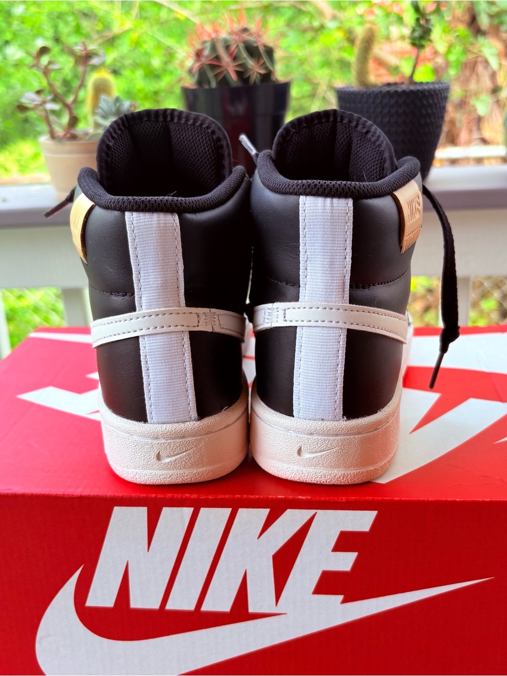Nike Court Royale 2 Mid Women’s 6 - Picture 4 of 8